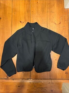 CALIA by Carrie Underwood Black Cropped Zip-Front Jacket